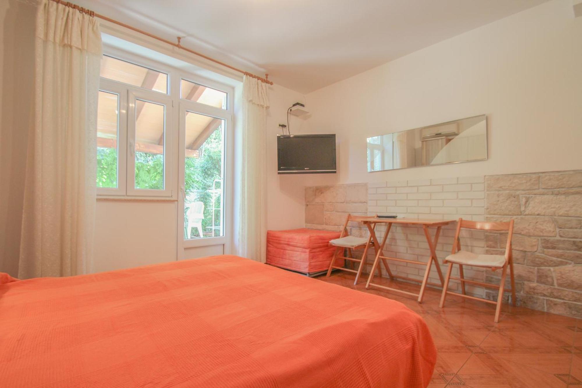Viviana Damir A2 Apartment Novigrad  Bagian luar foto