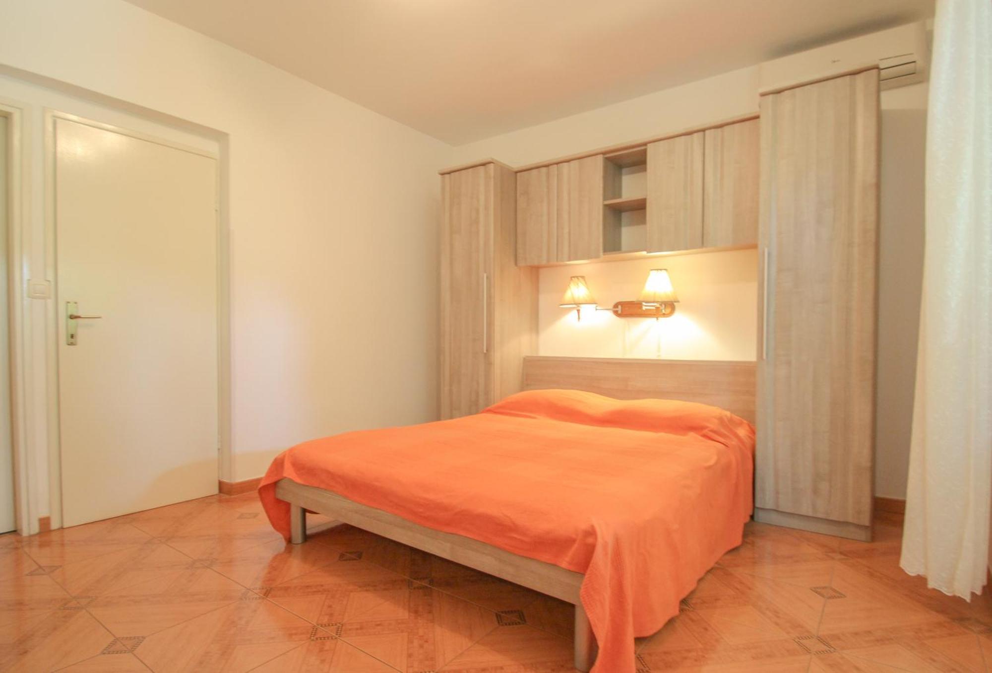 Viviana Damir A2 Apartment Novigrad  Bagian luar foto